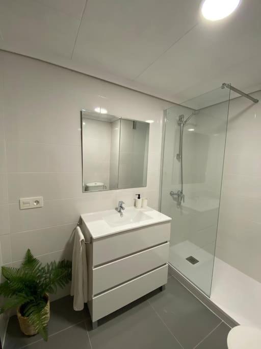 Apartamento En Benicasim Con Piscina Appartement Benicàssim Buitenkant foto